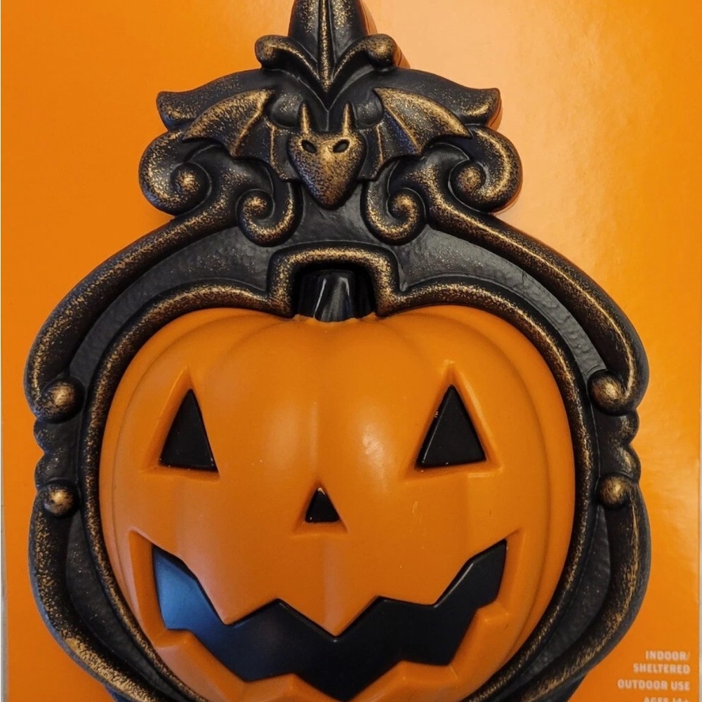 Hyde & Eek Sound Activated Pumpkin Doorbell Door Knocker Haunting Sounds